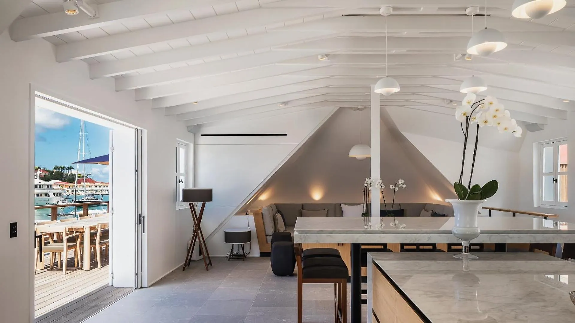 Comfortable Apartment In The Center Of 구스타비아